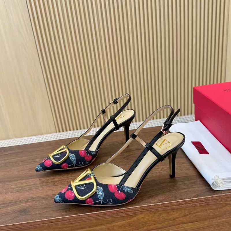 Va1e*ntin0 heeled shoes